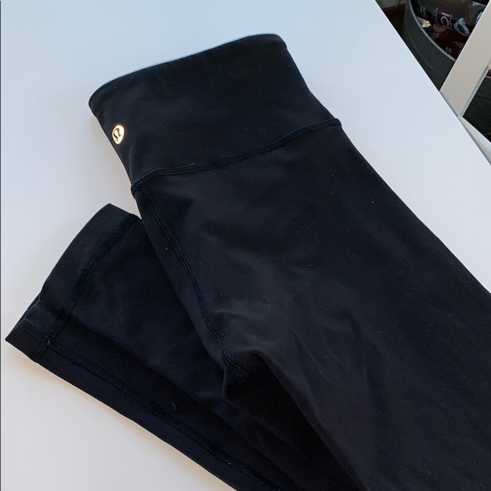 Low rise full length Lululemon black legging